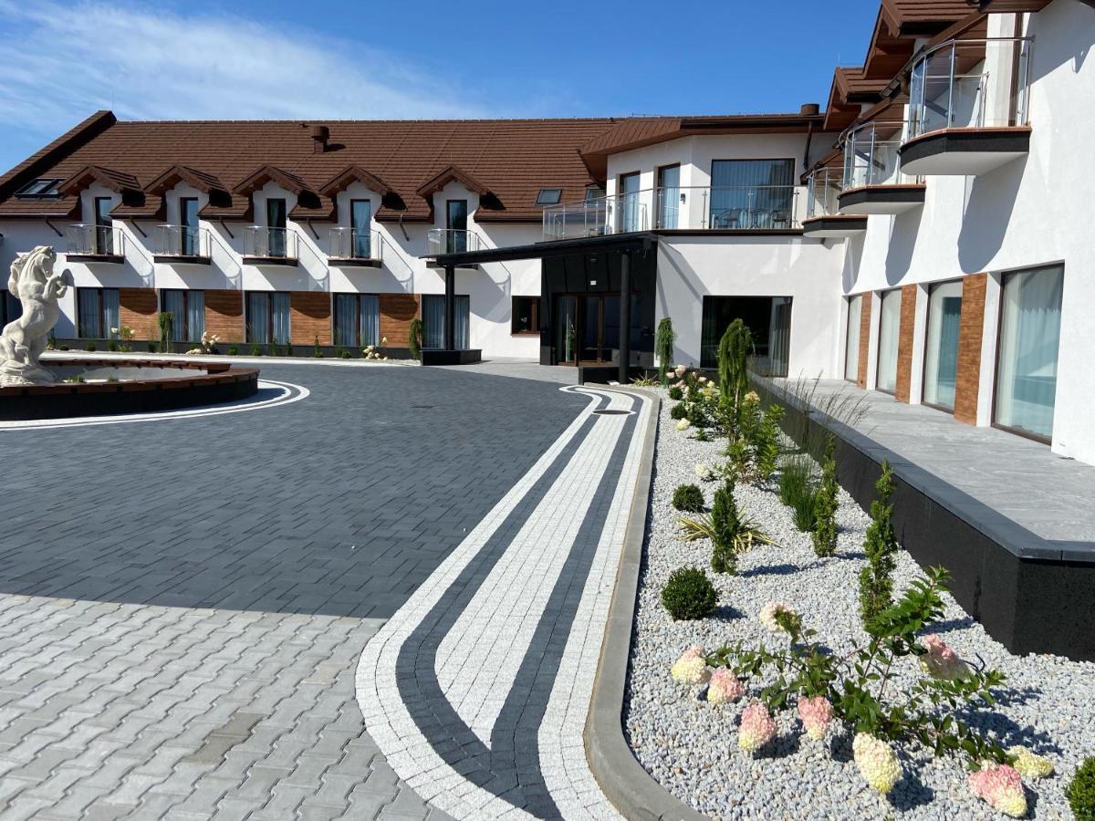 Hotel Sebory Przasnysz Exteriér fotografie